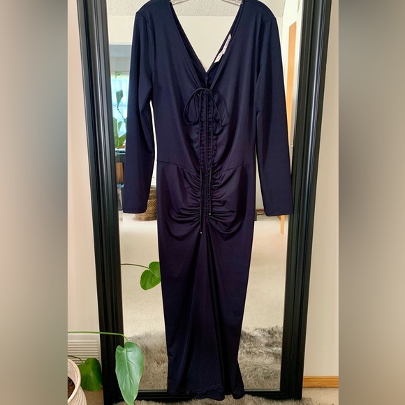 VERONICA BEARD Gilbert Midi Dress - Picture 7 of 8